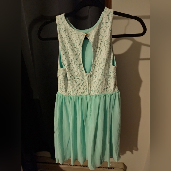 Emerald Sundae Pastel Dress - Picture 2 of 4